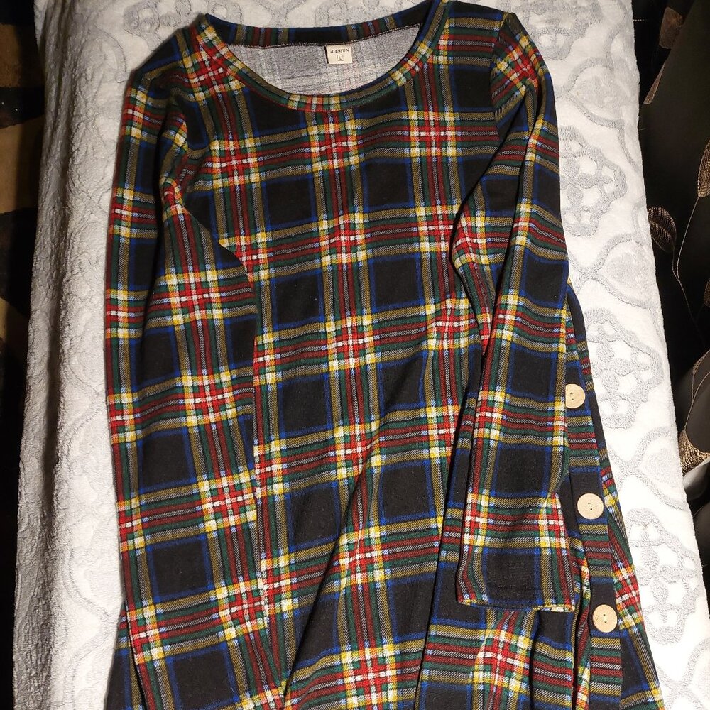 IGenjun Size L Women's Plaid Top.
